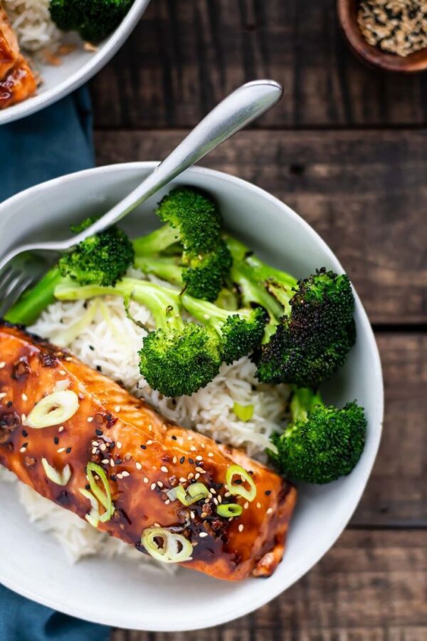 Sesame Salmon & Broccoli Bowl